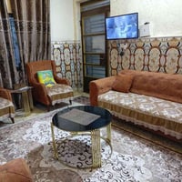 ١٠مقاعد • نظيف • كاونتر