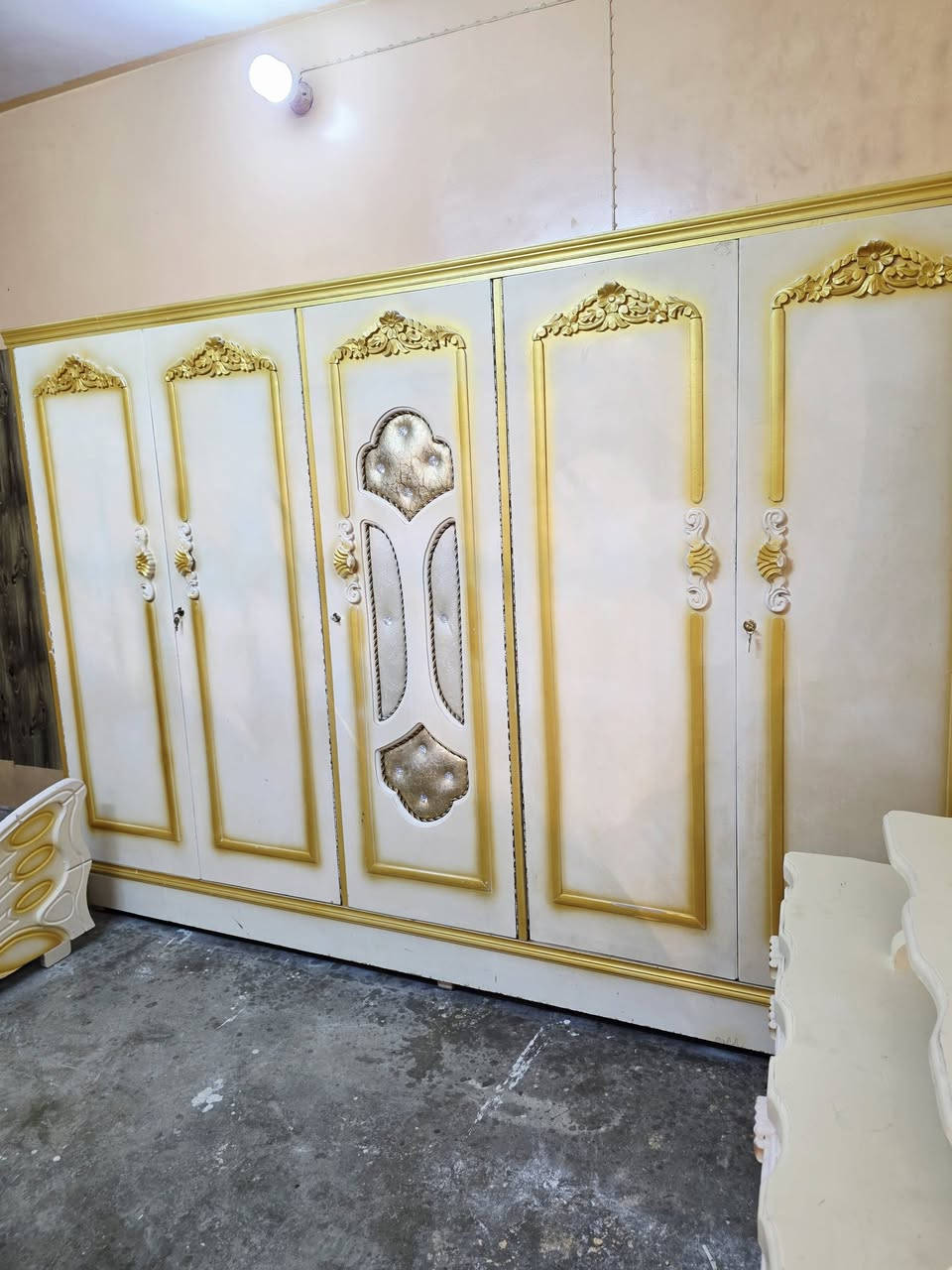 *********** غرفه نوم بدون زاويه بسعر 650الف عنون حسنكوى جانب دكتور عوني دخل فرع
