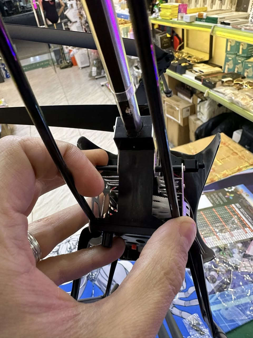 هليكوبتر احترافي هيكل المنيوم حجم 70 سم، طيرتها بس للتجربة لان صعبة، ماعرف سعره مزاد


**إذا كنت صاحب هذا الإعلان وتريد حذفه لأي سبب، رجاءا أرسل رسالة إلى الدعم الفني**