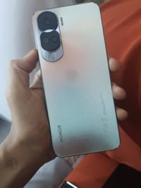 هونر 90 لايت • ٢٥٦ جيجا • ٨ جيجا رام