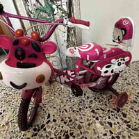 بايسكلات اطفال جديدات جداً   سعر الواحد ب٢٥ المكان بغداد الشعب  رقمي 0...