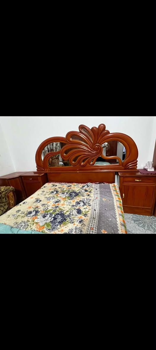 غـرفه حطاطه نضيفه
السعر 750وبيه مجال 
مكـان :تاميم


**إذا كنت صاحب هذا الإعلان وتريد حذفه لأي سبب، رجاءا أرسل رسالة إلى الدعم الفني**