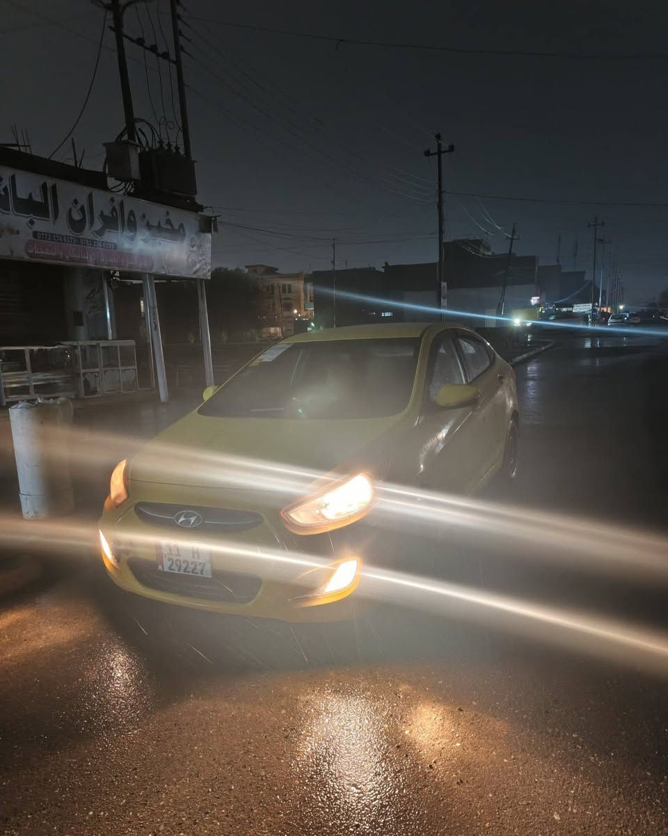 سلام وعليكم شباب 
اكسنت للبيع موديل 2015
 وارد كوري مواصفات السياره كير توماتيك جوم كهرب تحكمات استيرن قفل مركزي اشاير مري السياره احله من الصور السياره محرك بي نفخ كير شرط كير At المرغوب كاربون بانزين بيها سنويه جديده رقم بغداد انكليزي  كاربون ورقي السياره بدون ضرر السعر 88 و بيها مجال للطيبين الاستفسار اكثر عل رقم ***********
