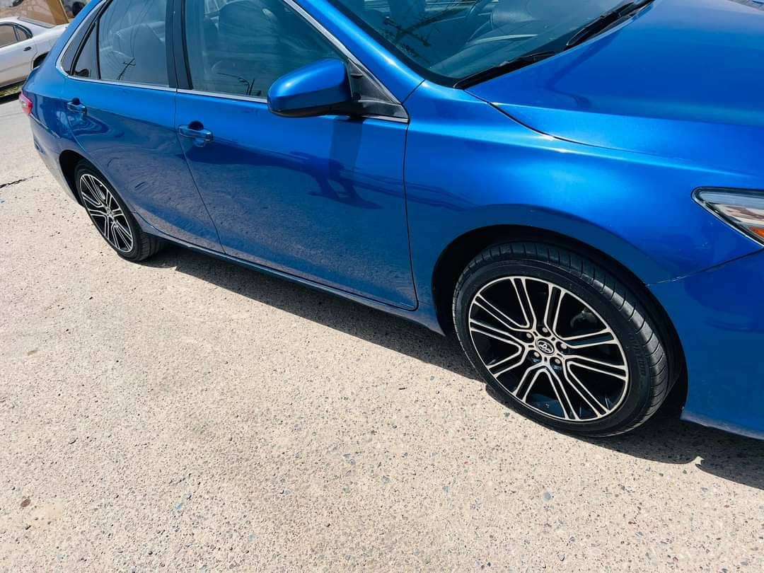 كامري فول مواصفات ١/١ سبشل ادشن 
بصمه شحن لاسلكي فتحة سقف دخول ذكي 
شاشه كبيره كاميرا بلادي
ما ناقصها شي 
محرك مفتوح 
155


**إذا كنت صاحب هذا الإعلان وتريد حذفه لأي سبب، رجاءا أرسل رسالة إلى الدعم الفني**