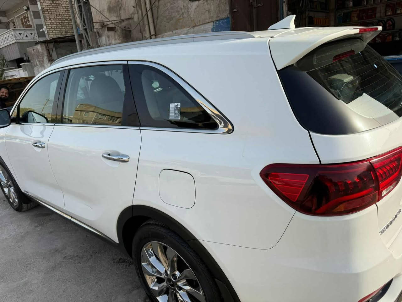 كيا سورنتو موديل 2020 رقم بغداد دولي تحويل مباشر 
ماشية ١٠٠ الف
خليجي 
مواصفات//
بصمة تشغيل 
 بصمة ابواب 
 محرك ٦ سلندر 
جي بي اس (خرائط)
شاشة 
 حساسات  امامي خلفي
كراسي ٢ كهرباء
 قطع ٣ تبريد 
 بانوراما 
 تحكمات ستيرن 
 سبعة راكب 
 ويل كب
 كشنات بلادي
 جنطة كهرباء ذكية تفتح عند الاقتراب 
 مري شفط 
 بردات خلفية بلادية
انظمة قيارة smart. Eco. Cimfort. Sport
 اريل نفكيتر

بدون صبغ بدون حادث 

بيها بارد كلش قليل
للاستفسار 
 ***********
