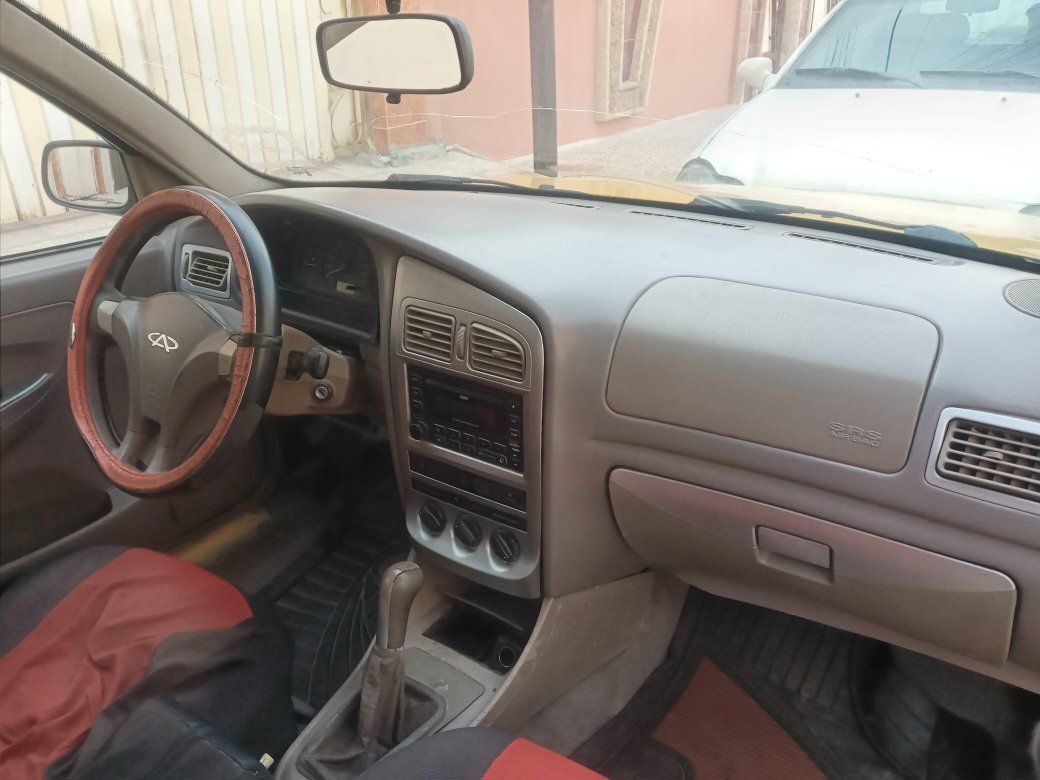 السلام عليكم 
شيري كوين ٢٠١٣ . كابون بنزين . نينوى
عليها هيئة ٨٧٣ عالمشتري . مكينة نفخ 
السعر ١٨ قفل
***********
