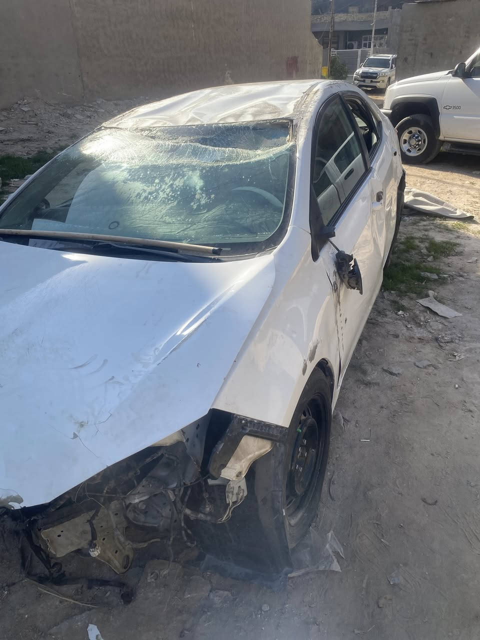 السلام عليكم كورلا 2018 مواصفات LE رقم بغداد انكليزي حادثه موضح بلصور ***********
