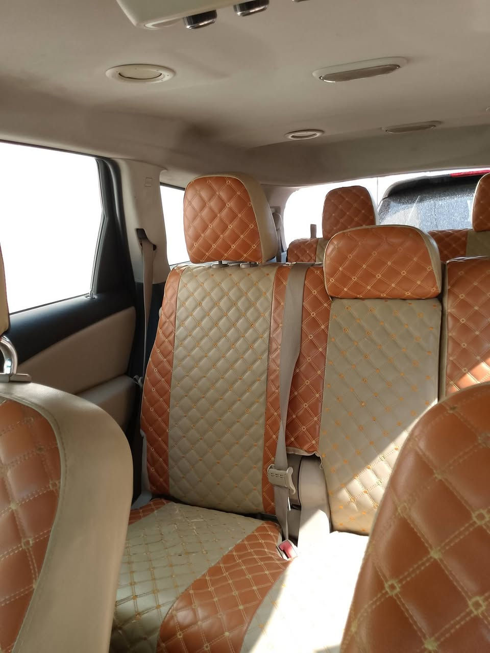 السلام عليكم سياره للبيع دوج جورني كلين سبعه راكب سته موديل 12 مكينه كير كفاله عامه 3600 موصفات معروفه استفسار هذا رقمي ***********
