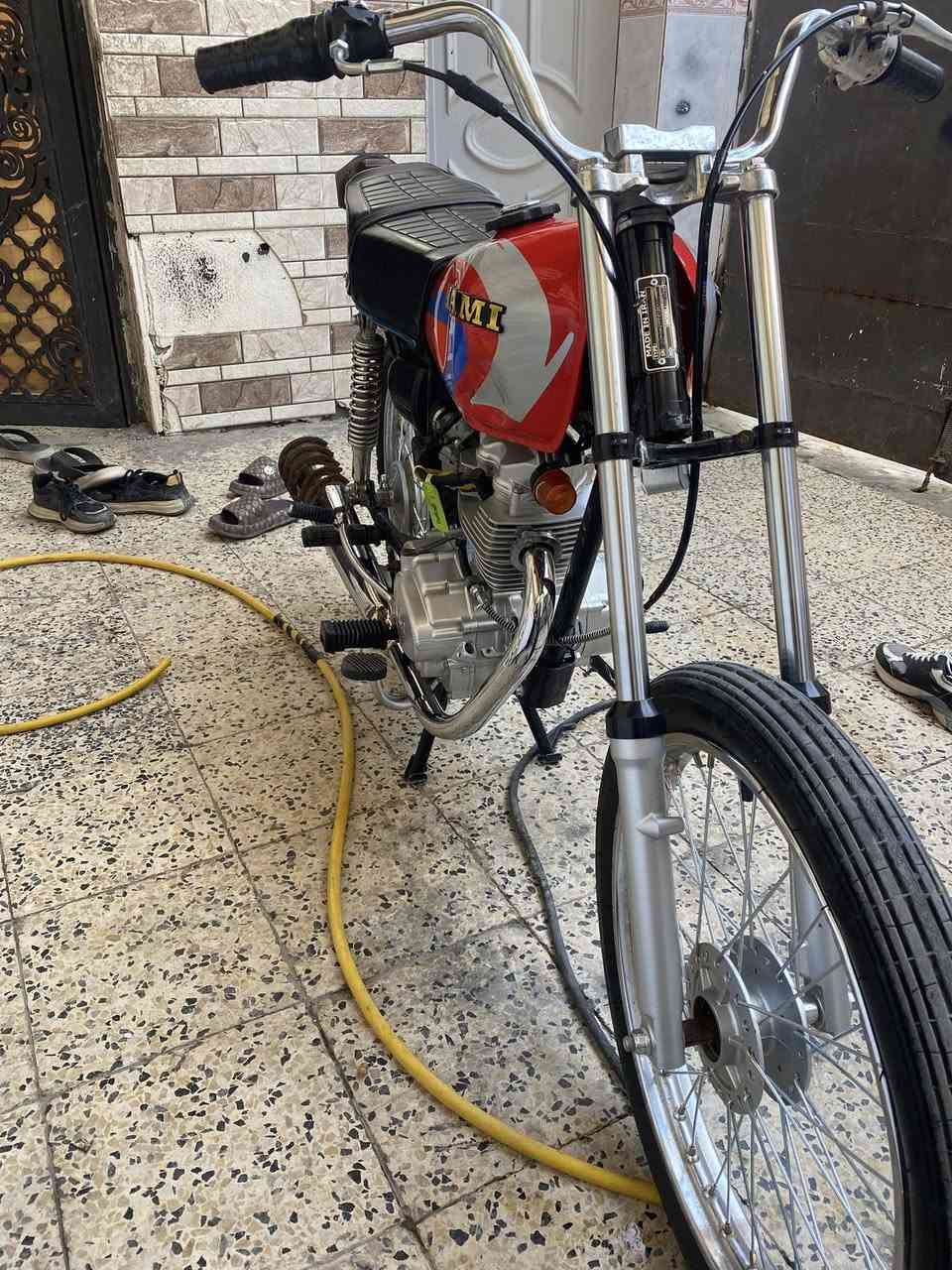 سلام عليكم نامه شلامجه توني معمره جديده أوراق سكنر شاصي موديل 27جديده وما متعوبه الستفسار *********** وأنه بخدمتكم 🤍💯
