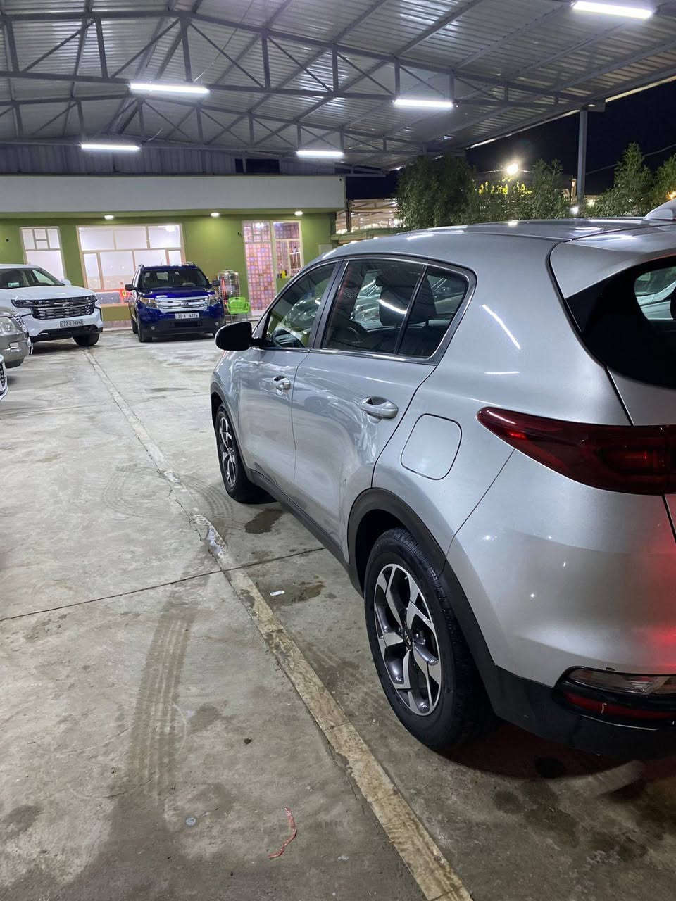 سبورتج 20 وارد امريكي بسمي ماشيه 90 بغداد انكليزي سنويه 30 مكان السياره الراشدية جديدة الشط  قرب مطعم ضفاف دجله/مراوس يرهم / ***********
