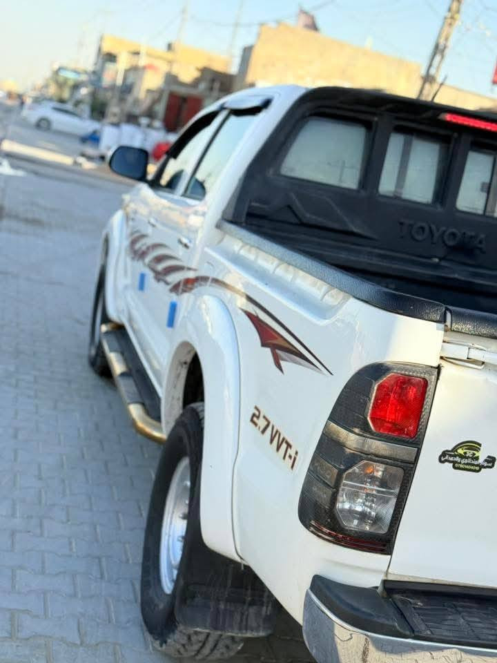 الهم صل على محمد وال محمد 
بيكم للبيع 2014 مكفولة رقم شمالي دهوك تريد وكاله تريد تحويل كير ومحرك وحداديه وتبريد وتدفئه وتخم تاير كله مكفول سونار موجود مكاني نجف رضويه مستعجل  سعر 200 وبيهه مجال قليل للاستفسار ***********
