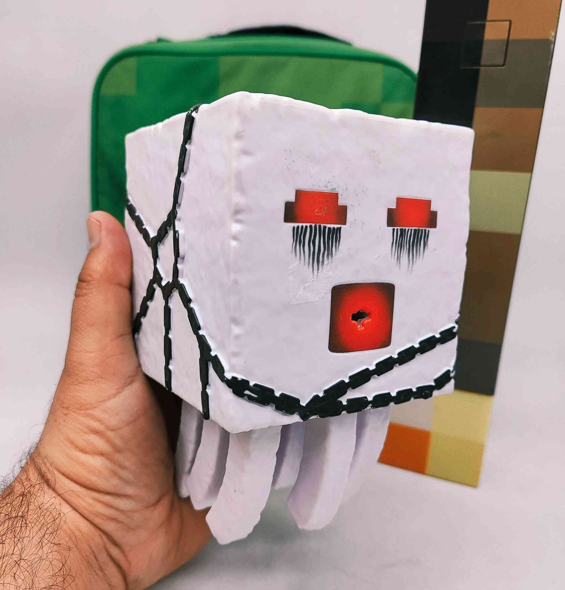 Minecraft 🥰😍🤩💯💥🔥❤️💢🌹
للحجز والاستفسار يرجى مراسلة الصفحة Umbrella toys أو التواصل مع الرقم ***********
