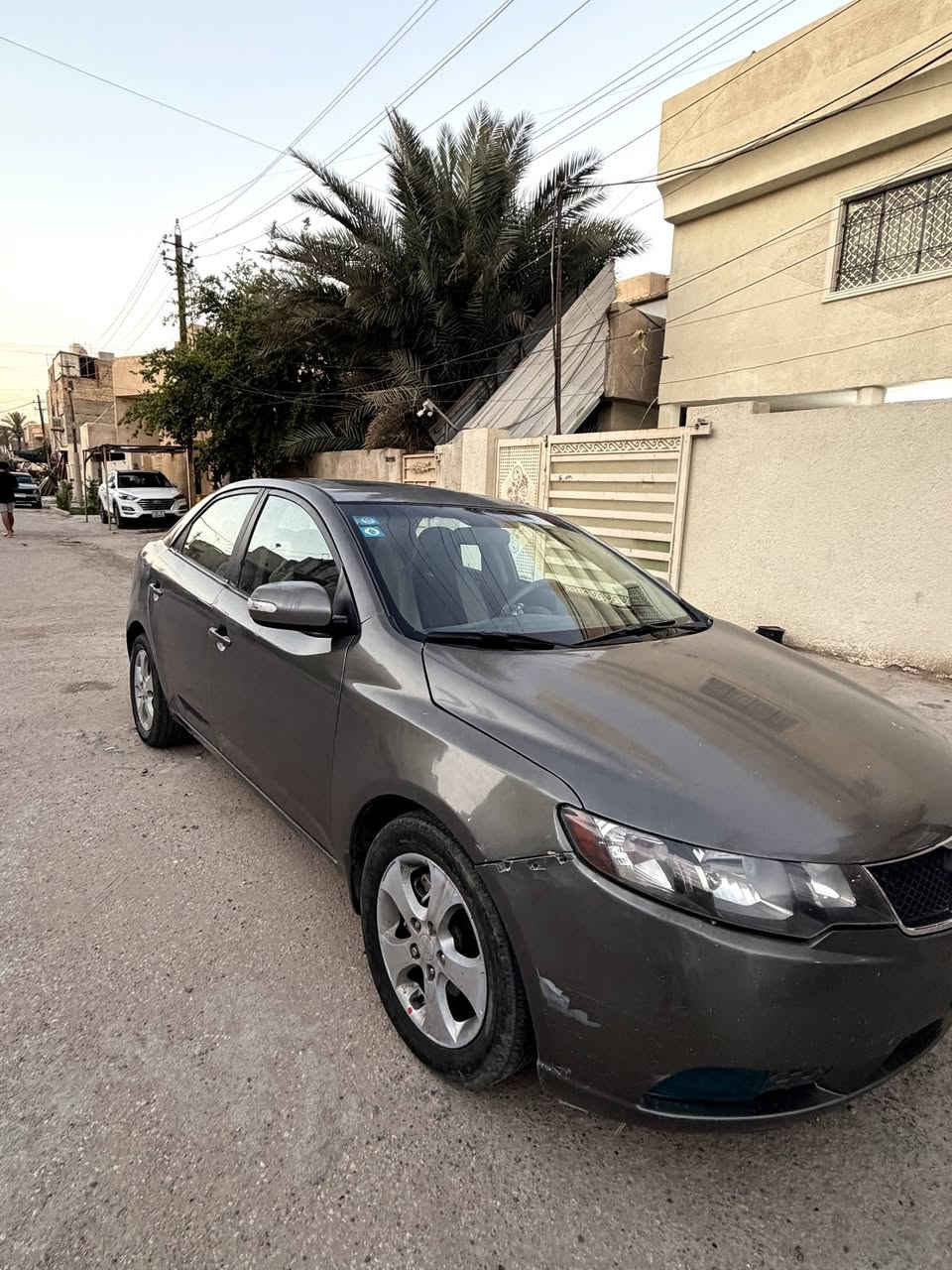 فورتي 2010
مصبوغة حزام 

مكينة 2000 دوش 

واردها صفحة الجنطة

گير مكينة مكفول

تبريد ثلج

صدرها نص عمر

هزة بعدلها 6 اشهر

رقم انگليزي جديد

السعر 75$

بغداد / البياع

غير متواجد ع الفيس 
للاتصال  *********** واتساب
