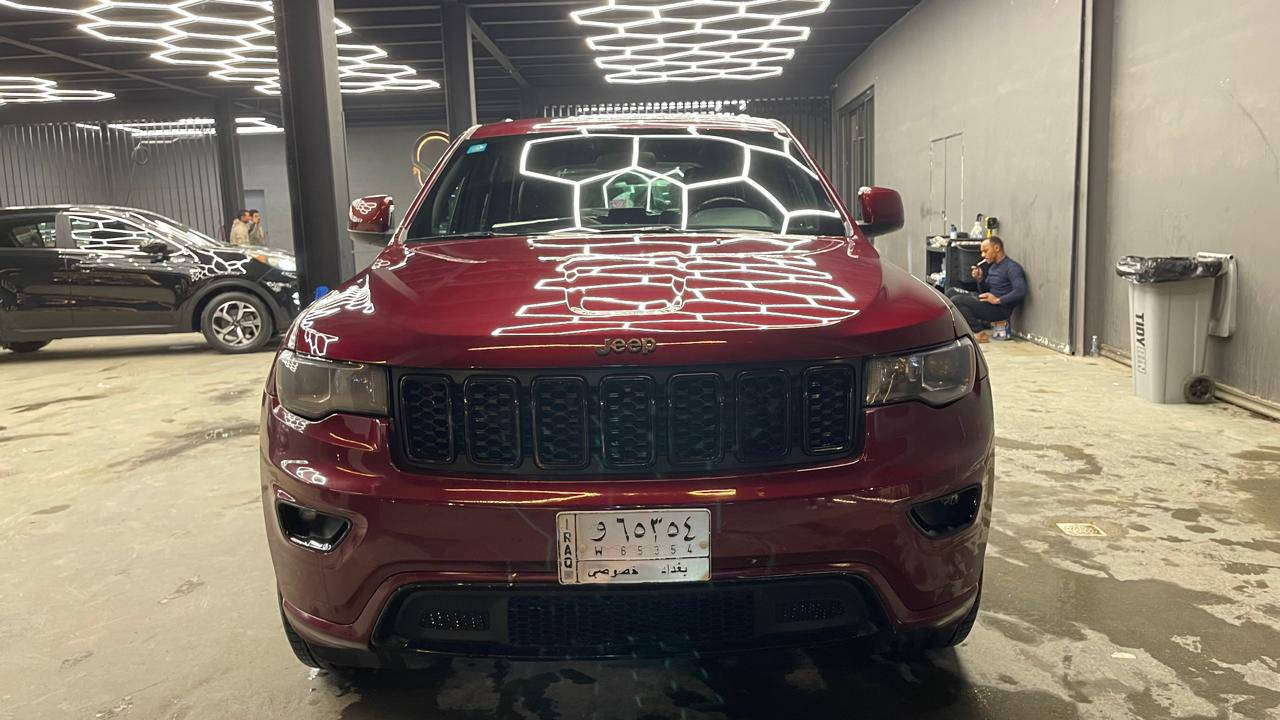 السلام عليكم  

جيب 2021 بلاك توب فول للاخير عدا الفتحه
الون كرزي
بصمه
بصمه ابواب
كشنات كهرباء
كشنات جلد
كشنات تدفئه
كشن ميموري ذاكره
جنطه كهرباء
تشغيل عن بعد
شاشه كبيره
تحكم ستيرن 
سماعات دمام
محرك 6 3600
توقف ذاتي 
حساسات خلفي
منضومه زنوون 
ماشيه 75 كيلو

حادث  ٣ قطع باب وجاملغ وبنيد

السعر 225 وبيها مجال 

العنوان بغداد الدوره 
للاستفسار 
***********
