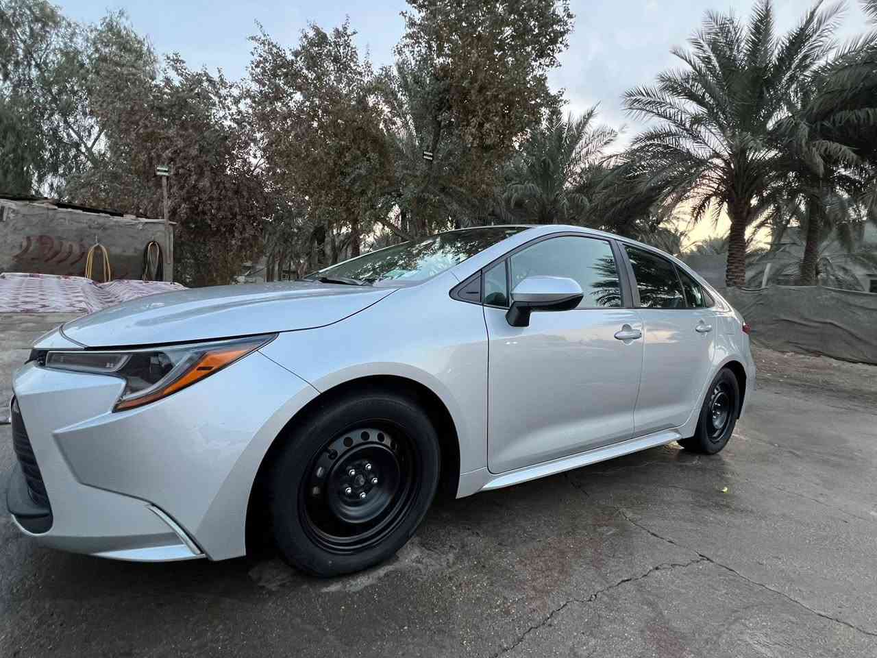 كورلا ٢٠٢٤ لو سلفر وراد امريكي السيارة داخله تقرير غرق تعمل وتسير مكفوله كفاله من الصبغ والكير ومكينه مكينه 2000 
رقم بغداد  شرط التحويل
السعر ١٦٣ وبيها مجال 
مكانها حله للتواصل ***********
