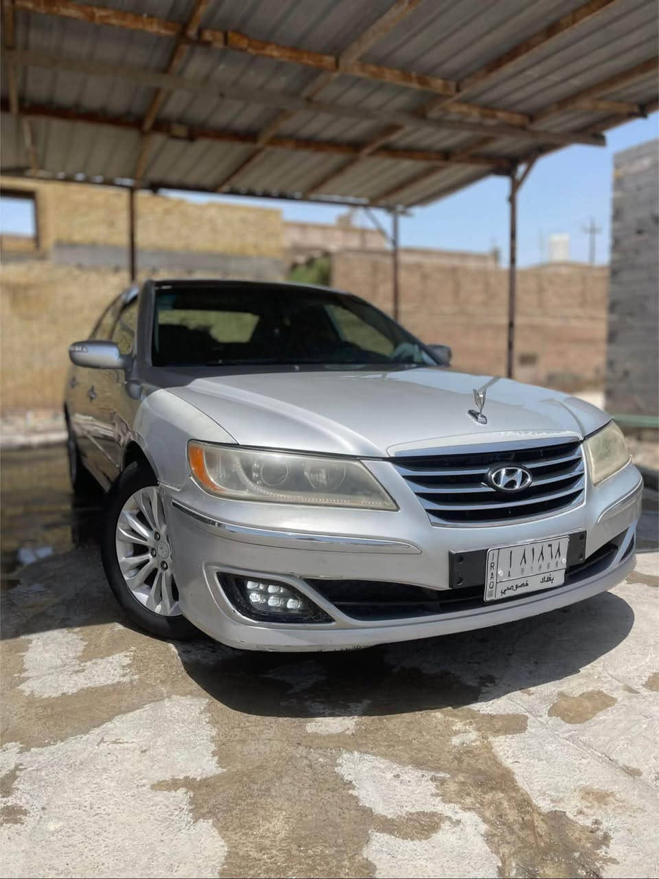 للبيع 
هونداي ازيرا 2007محدثه2011وارد امريكي ضرر الجاملغ الي بجه السايق ومعدل بدون تبديل رقم بغداد تحويل ثاني يوم 
الموصفات 
فتحه سقف
تحكم سترين
اشاير بل مري 
حساسات 
شاشه كبيره
مري شفط 
كشنات كهربائي
حجم المكينه3300(V6)
السياره جاهزه 
التواصل 📞📞
المكان ذي قار قضاء الغراف 
(***********)
(***********)
