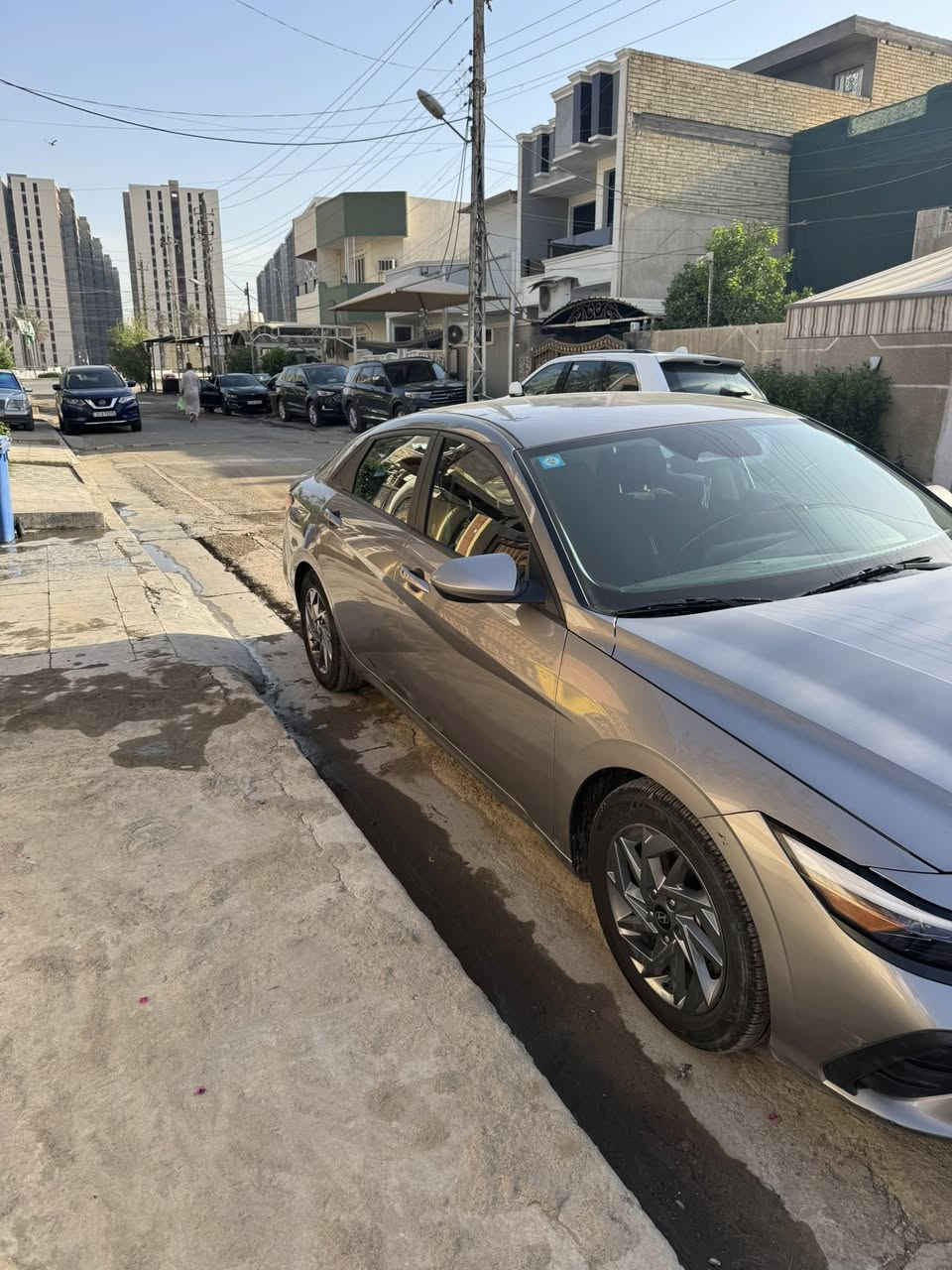 النترا 2024 هايبرد للبيع
رقم بغداد بأسمي 
ماشية 34 الف (كيلو فقط ) 21 ميل 
بدون صبغ
بدون حار
بدون ايرباك
تبديل قبق جنطة بلادي امريكي ليبل نفس اللون
فقط بارد في جاملغ الخلفي
مواصفات بلو هايبرد معروفة
تبريد تحكم ثلج ماشاء الله ، شاشة متصلة بدون ازرار ، تحديد مسار ، كروس سرعة ، ابل كار بلي و اندرويد اوتو ، منفذ شحن سريع ، اقتصادية جداً وعملية مابيها نقص 
تايرات جدد الامامي بنجر بدلت زوج تايرات ، بيها سبير جديد
رقم الشاصي KMHLM4DJ5RU109843
صور السيارة وصور الحادث ورقم الشاصي مرفق بلمنشور

رقم الهاتف ***********
السعر :- 17,300 وبيها مجال للطيبين
