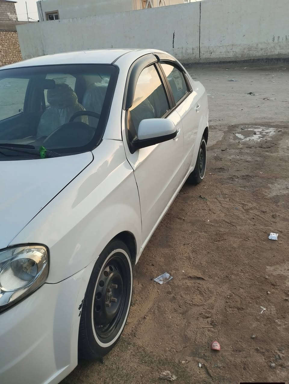 السلام عليكم افيو موديل 2008 اوتماتيك مسكر محور مكينه اوبتره 1600 كير مكينه مكفوله 45 ورقه وبيه مجال بصيط , ***********
