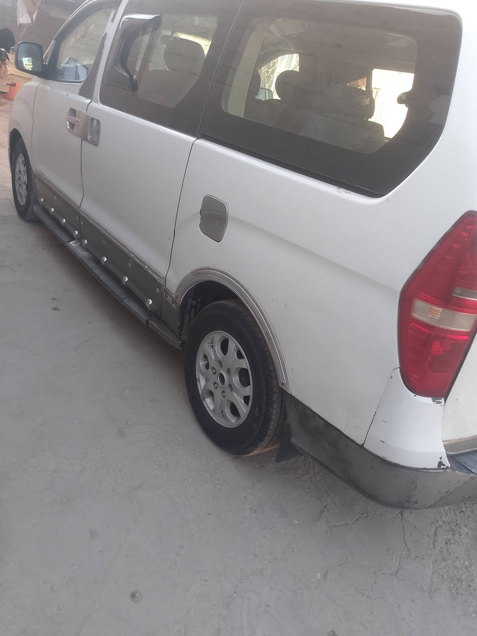 استاركس 2010.
مسكر.  سبلاين 7.  كير اوتماتيك 
حداديه جديده 
تبريد منضومه جديده 
تخم تاير 

***********
الشطره
السعر 115
قاعدة الدبل مبدله
