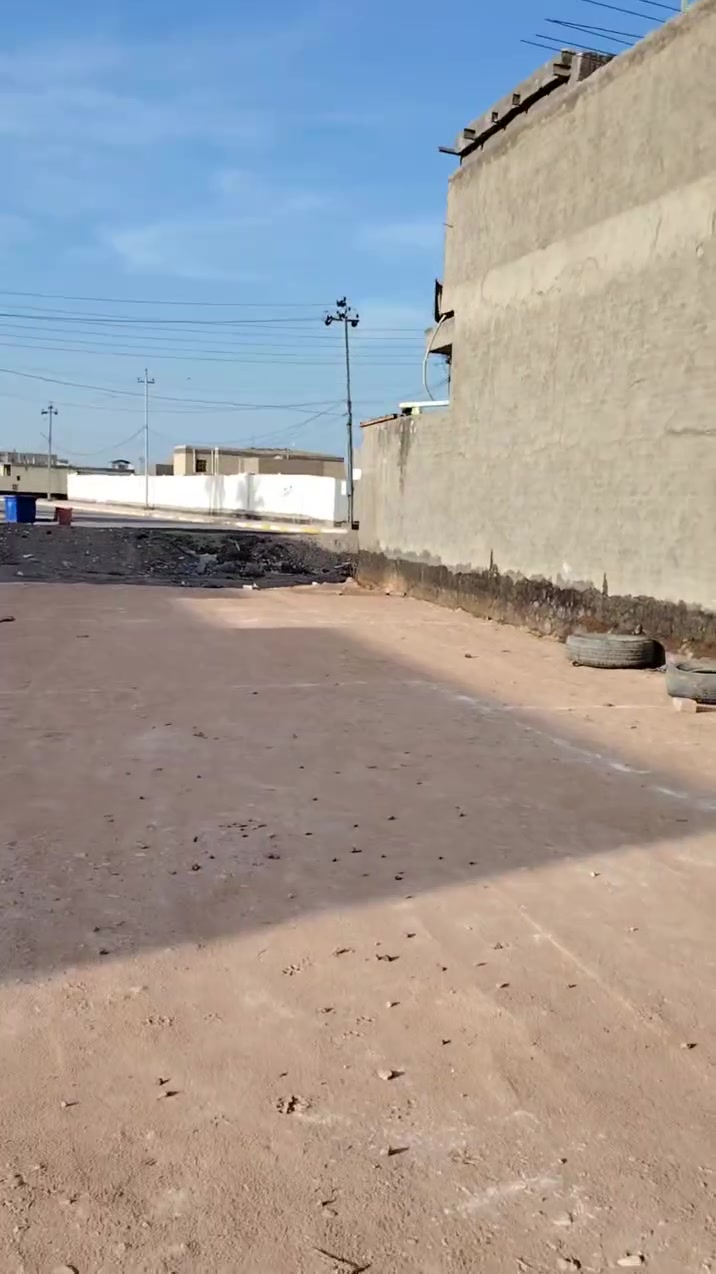 السلام عليكم اخوان قطعه طابو صرف للبيع ١٣٠ متر واجهيه سته ونص نزال ٢٠ مكانه حي زهراء مقابيل حي العسكري مال رجيبه سعره ٤٨ وبيهه مجال حته اجازه بناء بيهه كامله ***********
