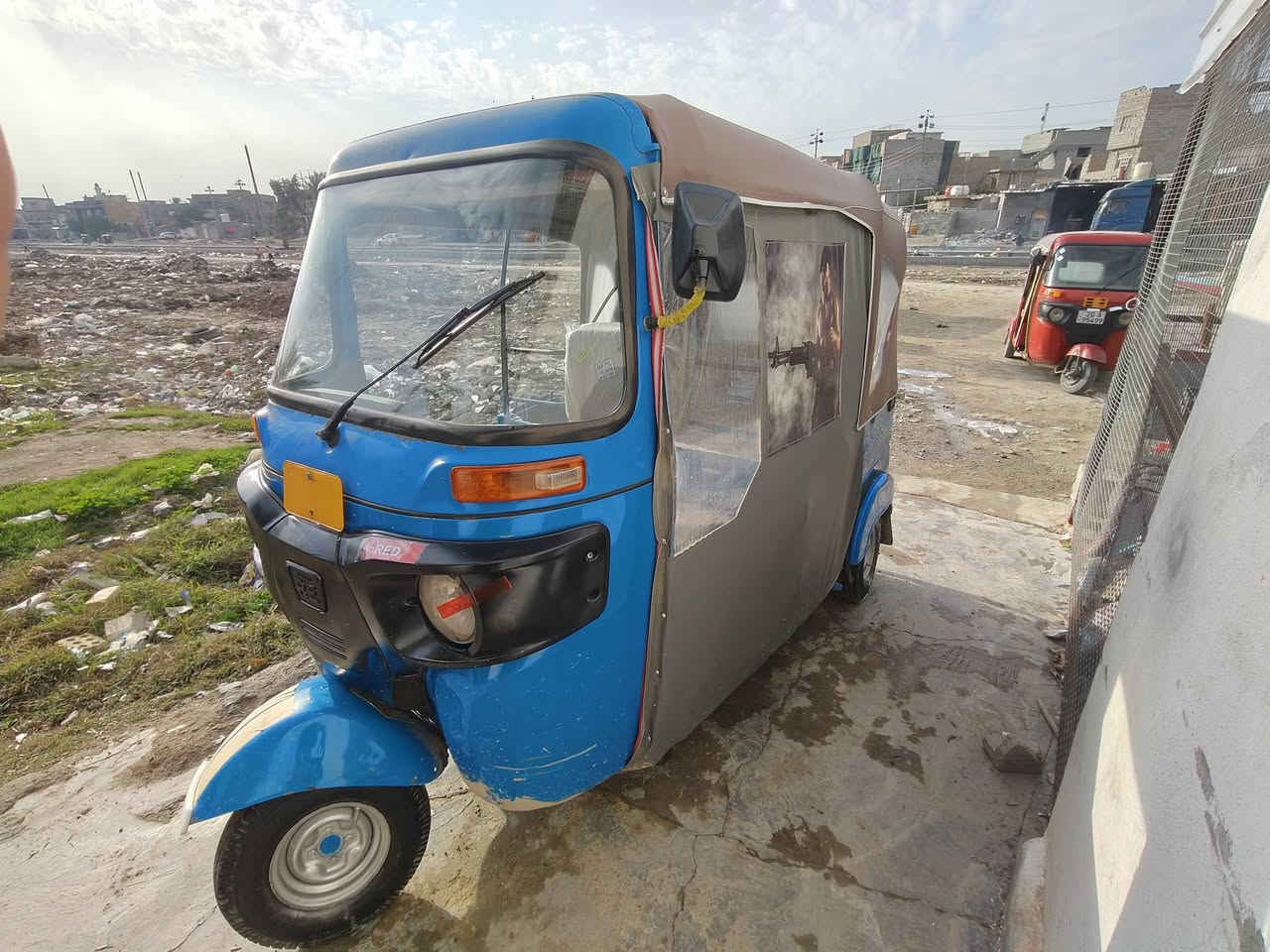 السلام عليكم تكتك موديل 21 بس بل سنوية 20 تحويل ثاني يوم الكشر مابي لا صبغ ولا معجون بس بارد المحرك مكفول لا تنقيص ولا تبخير الاكسل مكفول ترايهة زيرو السعر 6و٨٠٠ وبيها مجال قليل المكان بعقوبة جرف الملح الشراي يتصل عرقم ***********
