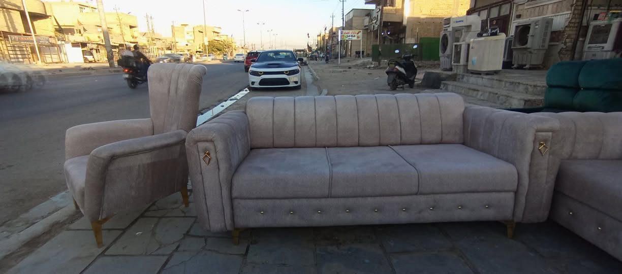 السلام عليكم تخم موديل تركي درجة اولى جديد مو مستعمل 
المواصفات..
إسفنج مميز اول للضهر 
إسفنج طبي للمقعد 
خشب چام روسي 
السعر ٥٠٠ الف وبي مجال بسيط
الرقم *********** مكاني بغداد.البياع
