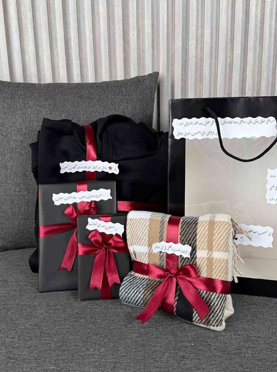 يا حظ عطرٍ..ساكنٍ في هدومه ♥️
مكونات البكج❤️

هودي ❤️
سكارف❤️
عطر ❤️
برواز❤️


**إذا كنت صاحب هذا الإعلان وتريد حذفه لأي سبب، رجاءا أرسل رسالة إلى الدعم الفني**