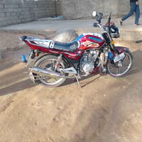 اسلام عليكم دراجه هيوشه م24 بعده شركه محرك بلاد وفول كماليات  يرهم بيع...