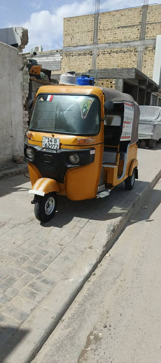 سلام عليكم شباب تكتك 2019رقم وسنويه كلشي جديد تخم تاير تخم وياله كهربايات كلهه شغاله السعر 6000وبيهه مجال استفسار ***********
