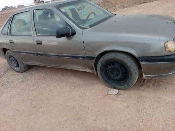 السلام عليكم
فكترا حجم ١٦سنويه خضره مااندل صاحبها مكفوله شرط كير عادي محرك شرط السعر
١٥ ورقه وبيها مجال حك الجيه مكان ناحيه الزاب ***********
