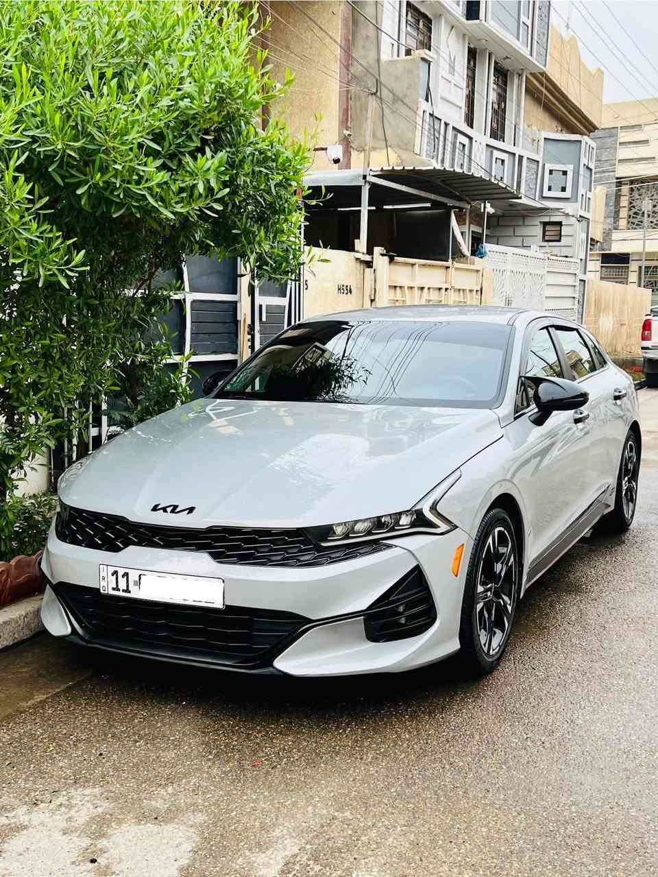 السلام عليكم
كي فايف 2022 باسمي رقم بغداد صارلها سنتين عندي

جي تي لاين فول مواصفات عدا البانوراما 

محرك كير مكفولات 

محرك 1600 تيربو 🚀

ماشيه 70 كيلو متر … 

حادثها جهه عكس السائق 3 قطع 

تايرات جدد وباتري جديد سياره الحمدلله مناقصها برغي 

السعر 178 $ وبيها مجال

مكان السياره السيديه رقم الهاتف( *********** )
