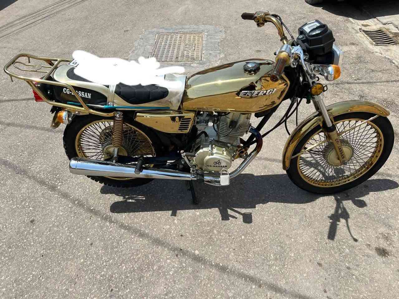 اربعه كير ذهبيه بجيس اوراق سكنر جانت مضمومه مكينه خرسه ماملعوب برغي بيها اوراق سكنر استنساخ سعرها 550 مكاني حي الميلاد وبلعافيه علياخذه
رقمي ‭0789 039 7250‬
