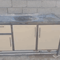 مرمرتزكام بس اخذوهن اقصاديبيعوهن نقدمن التزكام للبيت يعني بعدهن بترابه...