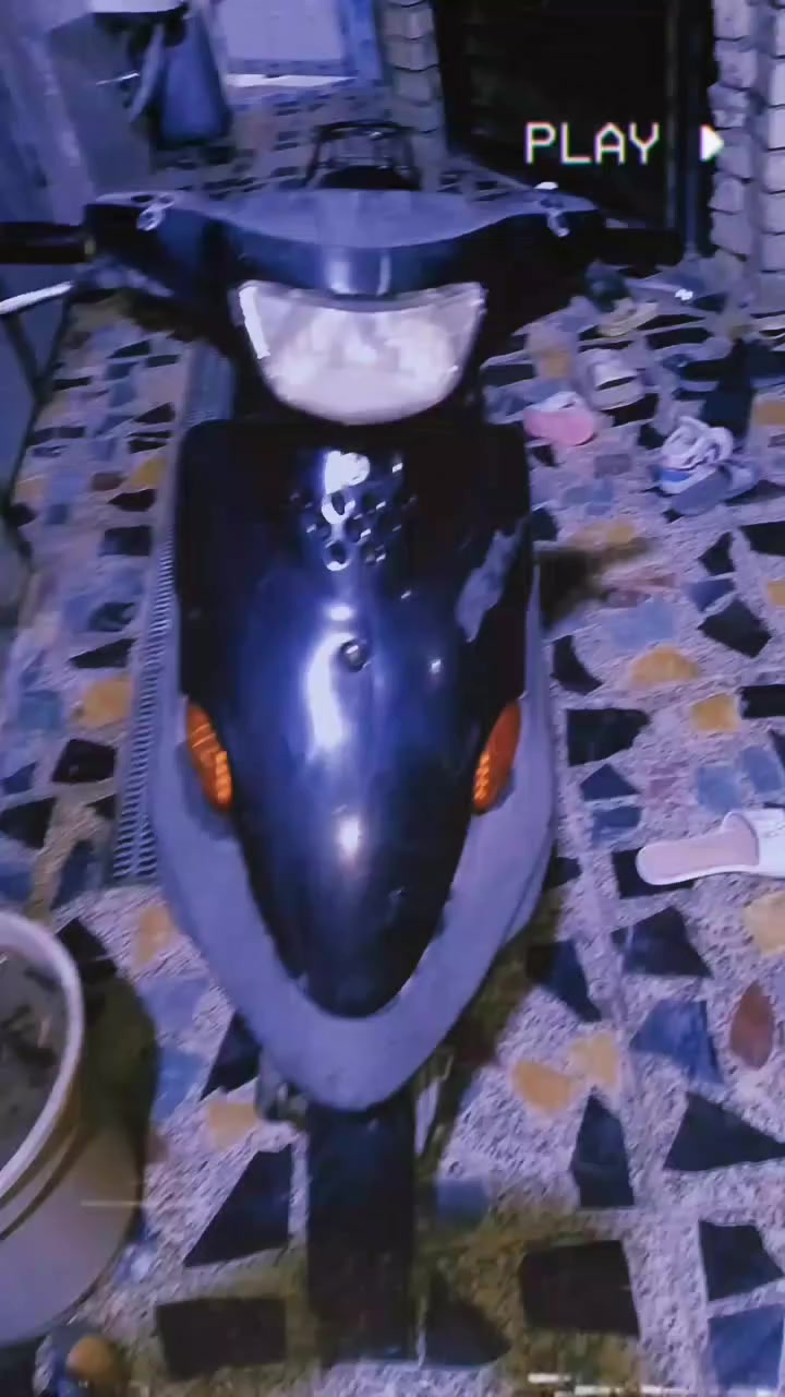 السلام عليكم 
شباب دراجه بيجي سرعه 60 دراجه نضيفه دراجه خرسه مكينه ما مفتوحه لايت امامي موجود السعر 225 الرقم *********** 
ملاحضه ⚡ ابيعلك كوم حديد 
ملاحضه ⚡ ابيعلك كوم حديد
