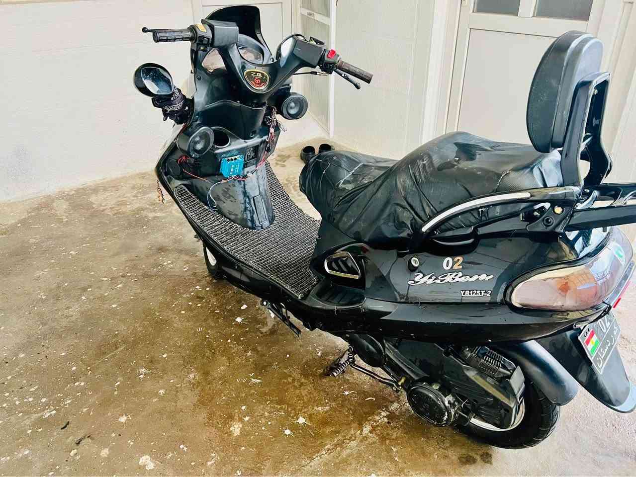 سڵاو هاوڕێیان  ماتۆری مەرزیە  مۆدێل 2023بۆ فرۆشتن
زۆر پاکو خاوێنە  هەموو گیانی بەشەرت 
کارەبایاتی مەزبوتە. 
شوێن کۆیە  ژم ***********
نرخی ٣٠٠ هەزارو معامەلە كويسينجاك, أربيل
