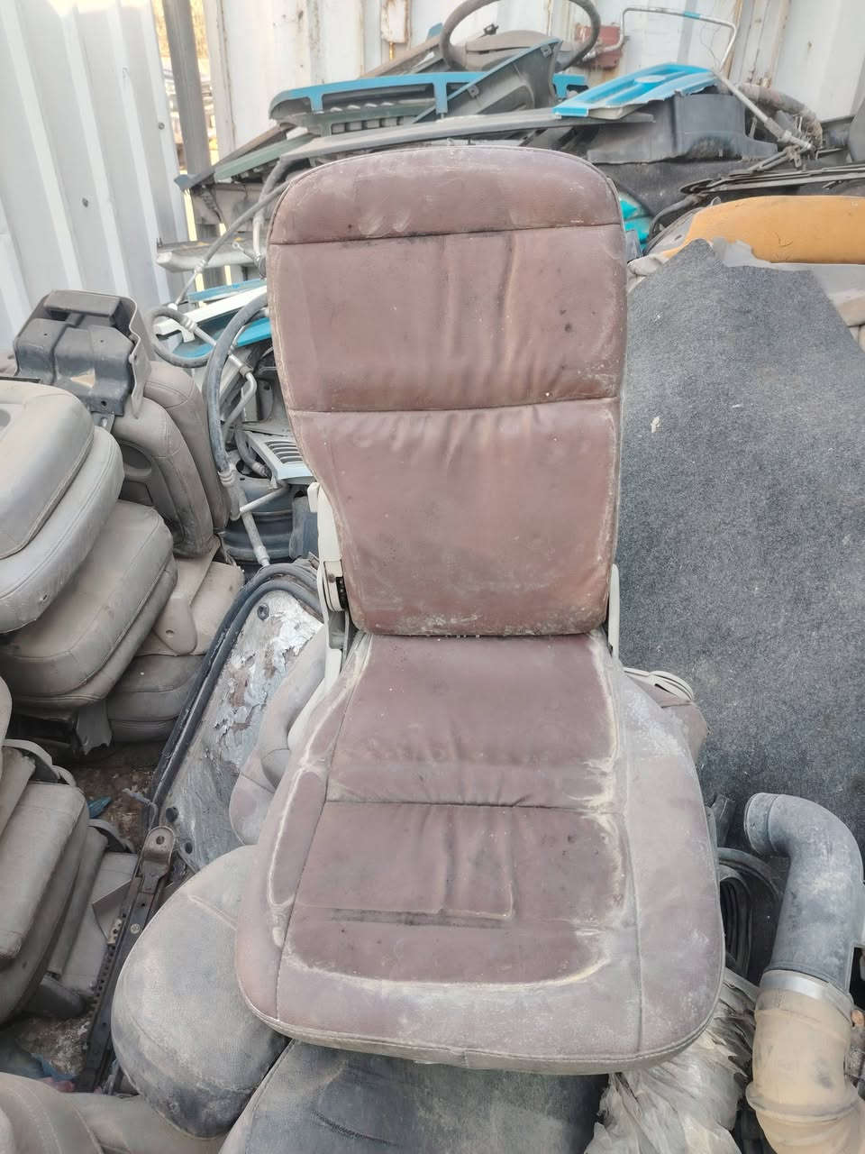 كشنات كرنفال للبيع
وكشن مال هايسا نيسان جنبي البصف السايق
للبيع ***********
مكاني بغداد
