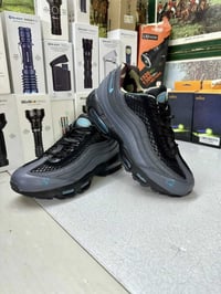 ملابس • قياس ٤٢