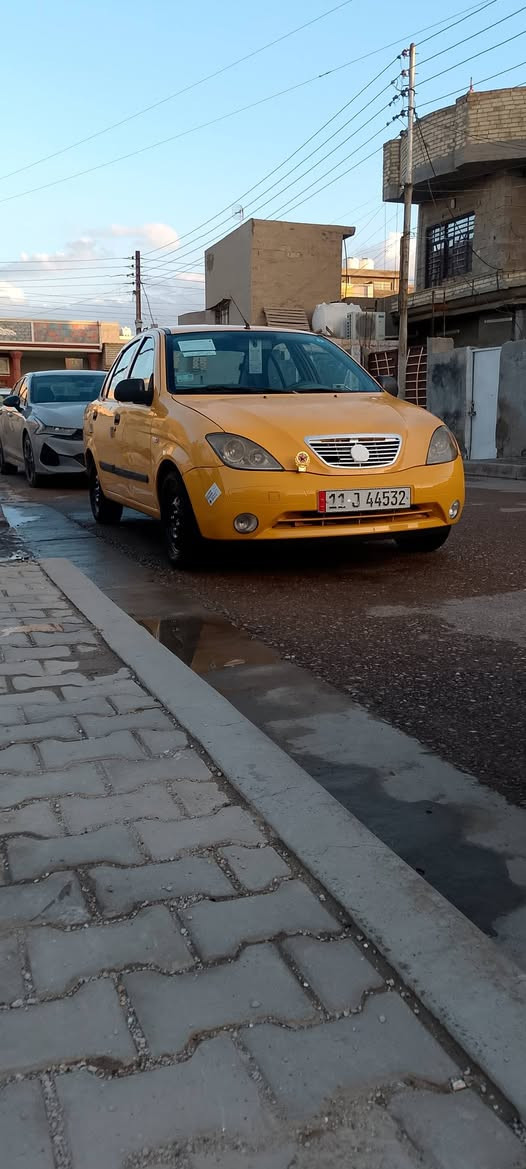 طيبه موديل 2015 مكفوله كفاله عامه من عده دوس وهلاهلات معمرات كير مكينه جدد صدرهه خير من الله بسمي هيه غرامه مصفرهه بشرط تحويل ثاني يوم سعر 42 وبيها مجال حك جيه مكانه بغداد اليوسفيه حي شهداء غير متواجد على فيس رقمي 
***********
***********
