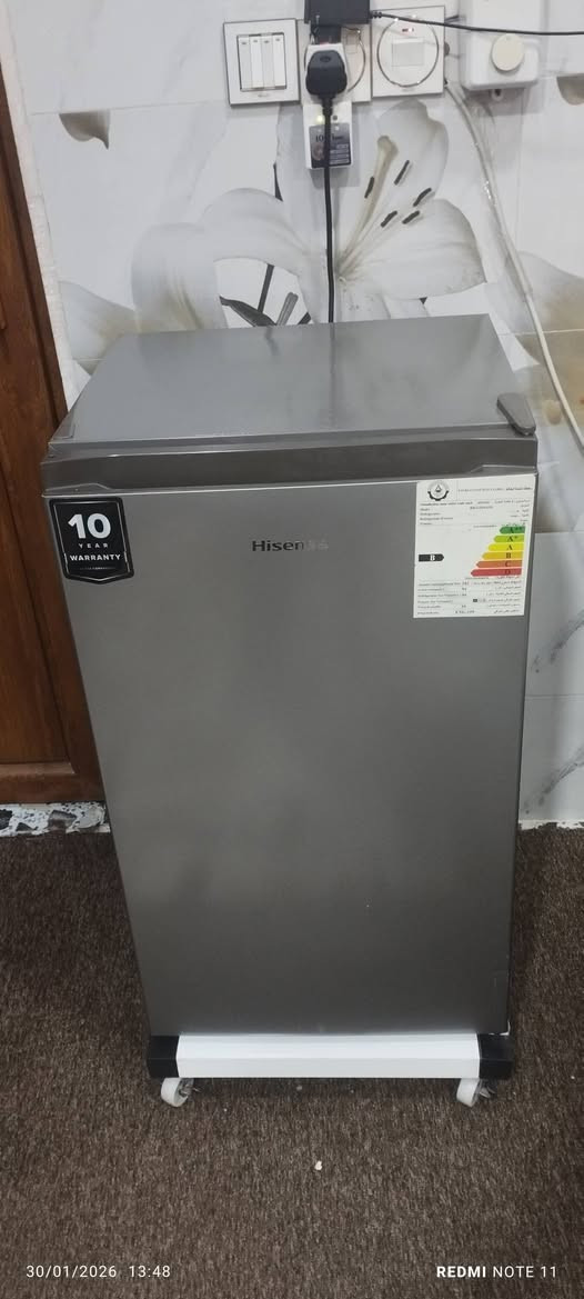 السلام عليكم
ثلاجة للبيع 
نوع هانسس 
حجم 6 قدم 
لون سلفر 
سعر 150 ألف 
***********
