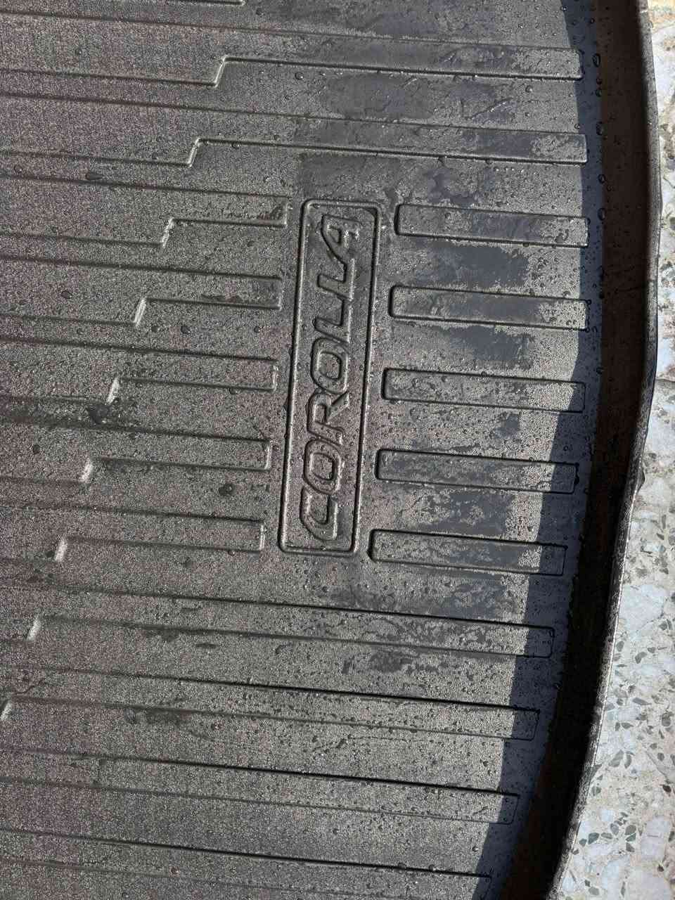 ارضيات حوضية وفرشة صندوك حوضية وفرشة دشبول من ريماك مشتريهة نوعية ثكيلة وفاخرة جدا السعر100 الف كلهن ***********
