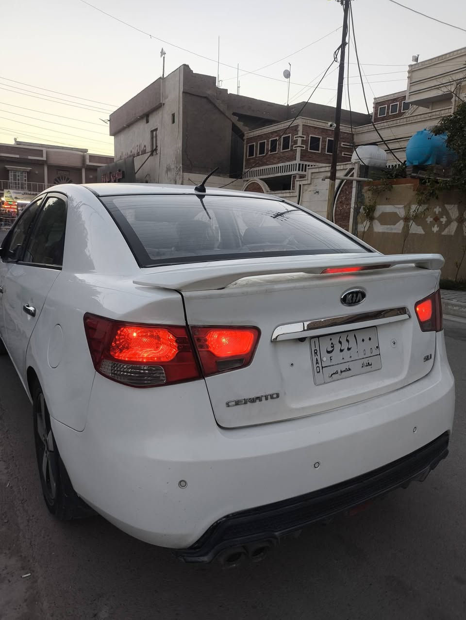 سيراتو 12 خليجي فول 
مواصفات SIL
كير محرك 16خير من الله 
تخم تاير جديد 
صدر امامي خلفي جديد 
بصمة 🫆 تشغل 
بصمة 🫆 ابواب 
تحكم ستيرن 
شفتات ستيرن 
تبريد بيانو فول
سلايت روف 
اشاير بالمري 
مرايه شفط
ارضيه جلد 
سياره خير من الله 
بيها قطعتين رش قبق الصندوك 
وباب السايق شرط السونار 
السعر 105 وبيها مجال للطيبين 
مكاني بغداد التاجي 
‏‪***********‬‏
