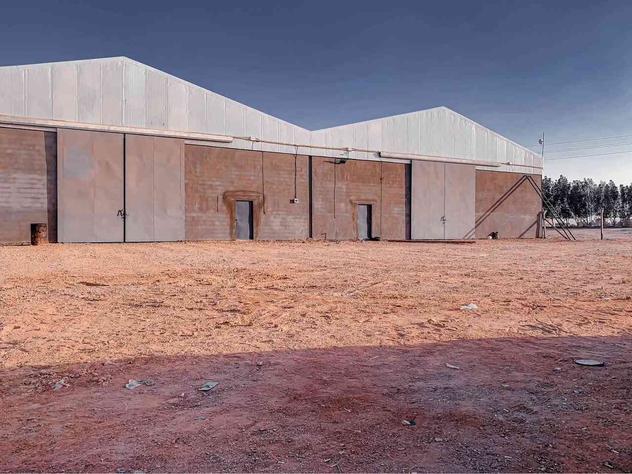 مخزن للايجار 
المساحة 600م
العنوان مجاور طريق النيل القديم (طريق حله-بغداد)
يحتوي مكتب+ صحيات

للاتصال *********** حلة, بابل
