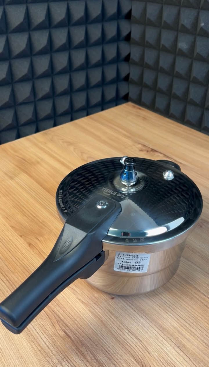 طبخ أسرع… وأمان أعلى 🍲

قدر ضغط ستانلس ستيل موفّر للطاقة

8 مستويات أمان لراحة بالك

سعة مثالية للعائلة وطهي متقن

اختصار وقت، وتوفير غاز، وطعم ألذ 👌 بغداد, العراق


**إذا كنت صاحب هذا الإعلان وتريد حذفه لأي سبب، رجاءا أرسل رسالة إلى الدعم الفني**