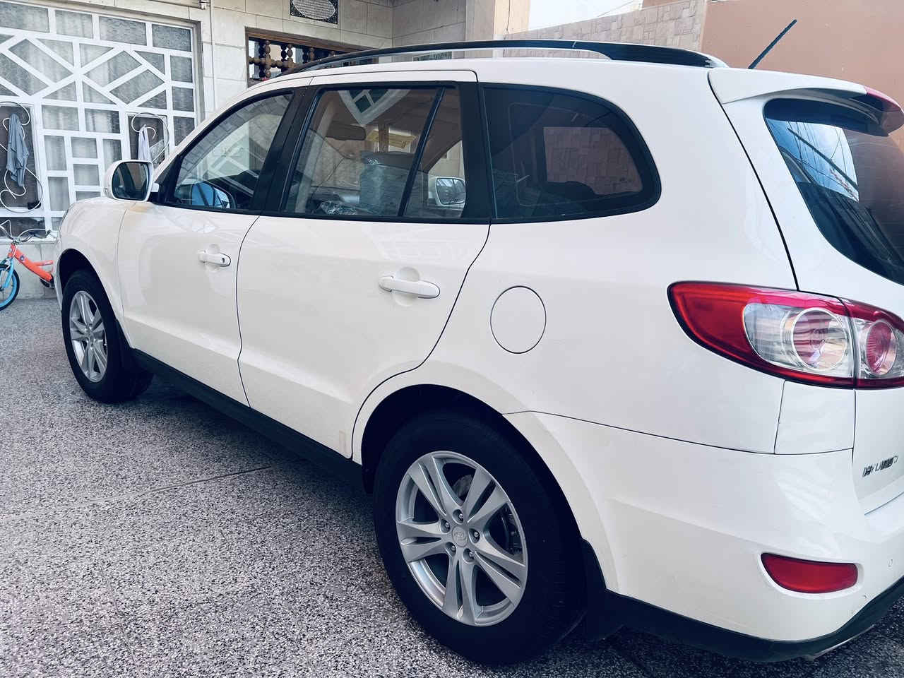 سنتافي موديل 11 خليجي محرك2400
سياره فول ماعده بصمه وجلد سيلره حلوه وجديده ماشيه 170 فقط بيه باب صبغ فقط مثب ما موضح بل سونار سيلره جديده تخم تاير جديد محرك لا صوت واابخار كير مكفول تبريد مكفول حداديه مكفوله سياره جاهزه رقم جديد انكليزي رقم اربيل سياره بيع او مراوس شراي يتصل ويدلل سعرها 135 مع مجال 
مكاني النجف الاشرف الاتصال ***********
