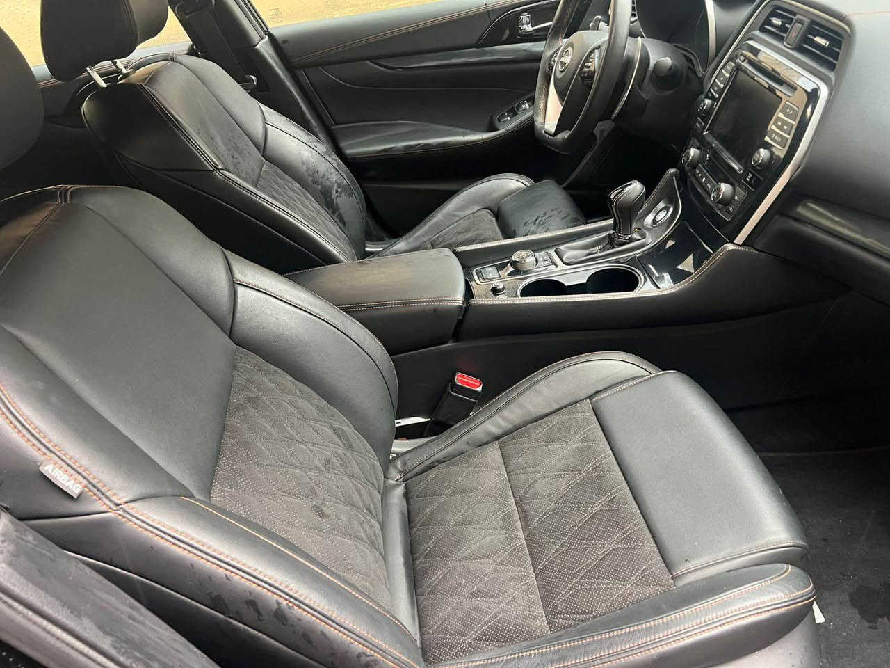 نيسان ماكسيما 2023 SR   فول مواصفات 1/1 ماشيه 40 كيلو 
حادثها جاملغ خلفي 

مكانها سليمانيه 

***********

*********** السليمانية, العراق
