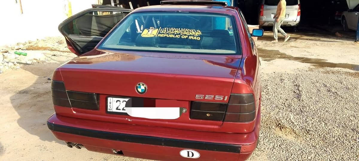 السلام عليكم بيم 520 موديل 91
رقم اربيل انكليزي 
مكينه كير مكفولات 
 تبريد شغال مابيها اي نقص  سعر 58 وبيها مجال
    *********** مكاني بابل
