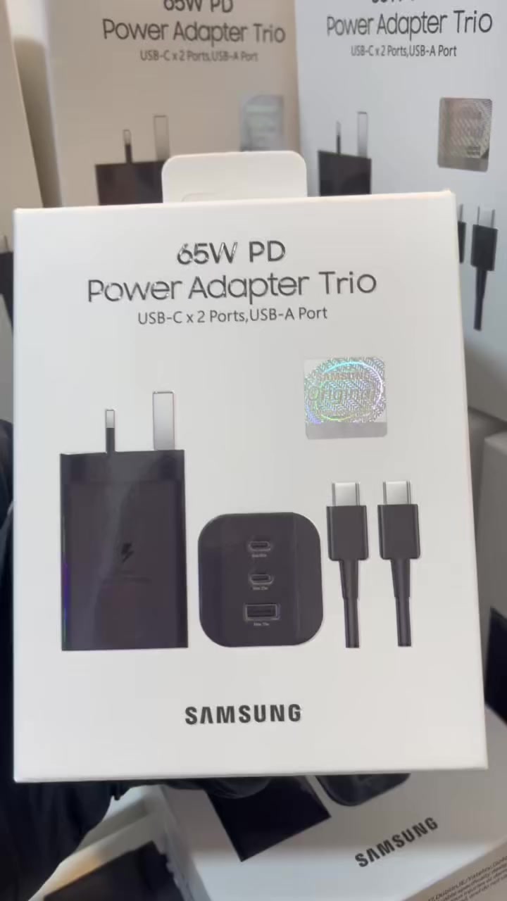 شاحنة اصلية من سامسونك - 
SAMSUNG ✅
صناعة فيتنامية 🇻🇳 و بمعايير عالمية 
شحن سريع بقدرة 65Wحقيقي ⚡️
تدعم الشحن السريع جداً 2.0
 🔋Supe Fast Charging
مع كيبل الشحن الاصلي 5A بطول 1 متر 
منافذ الشحن تايبسي - تايبسي للجهتين 
تحتوي على 3 منافذ شحن 

- منفذ Type-C 65W
- منفذ Type-C 25W
- منفذ USB 15W

السعر : 20 ألف و التوصيل مجاني لكل محافظات العراق 🚚
تفحص امام المندوب اذا مو الاصلية الاورجنال و شحن سريع 2.0 رجع الطلب و بدون ما تدفع ولا دينار 🤍

اي استفسار او مشكلة راسل الصفحة 
او اتصل على الرقم 
***********

لضمان حق الزبون 🤍
.
.
#سامسونج #سامسونك #شاحنات #شاحنة #اصلي

