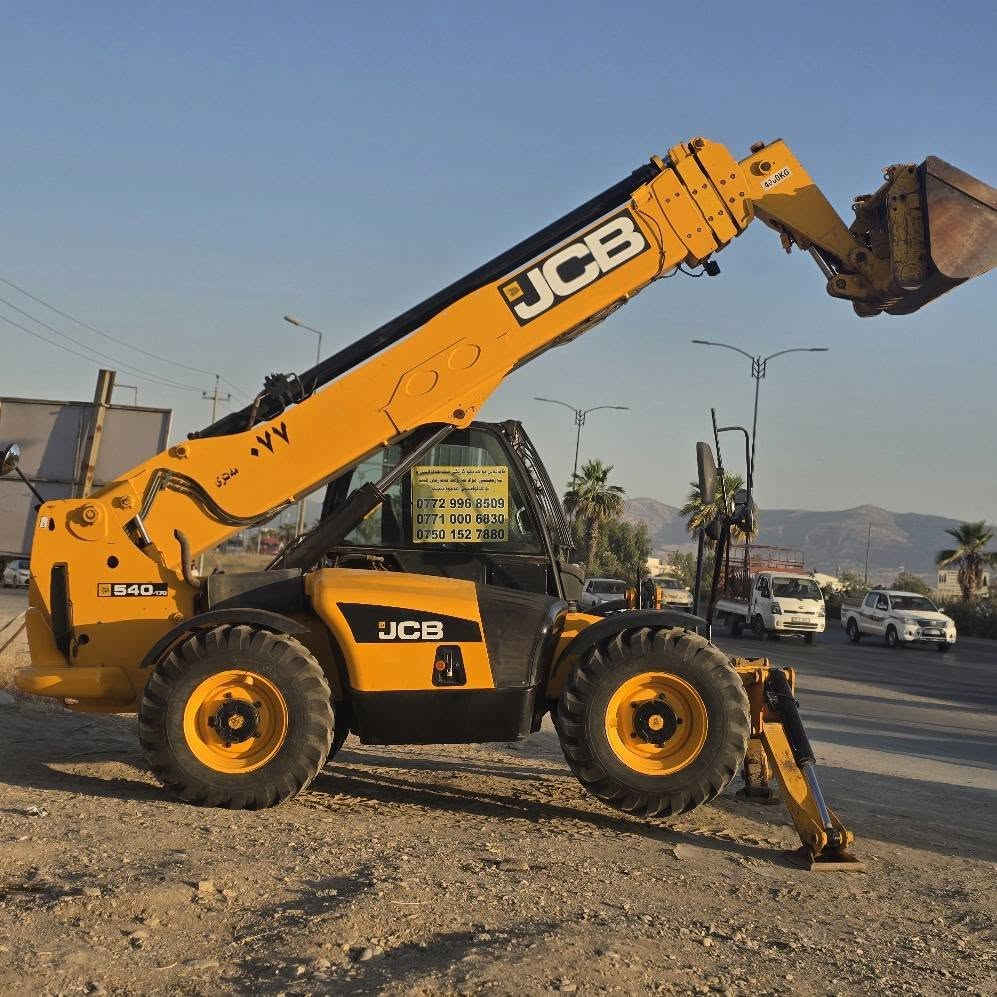 شۆفڵی jcb بۆ فرۆشتن 17 مەتر 
پاک و بێ کێشەیە و گێڕ ومەکینە و ئەکسل و کارەبایی هەمووی بە شەرتە تایەکانی تازەن و بێ خەلەلە 
بۆ زانیاری زیاتر پەیوەندی بکە بە خاوەنیەوە
***********
*********** السليمانية, العراق
