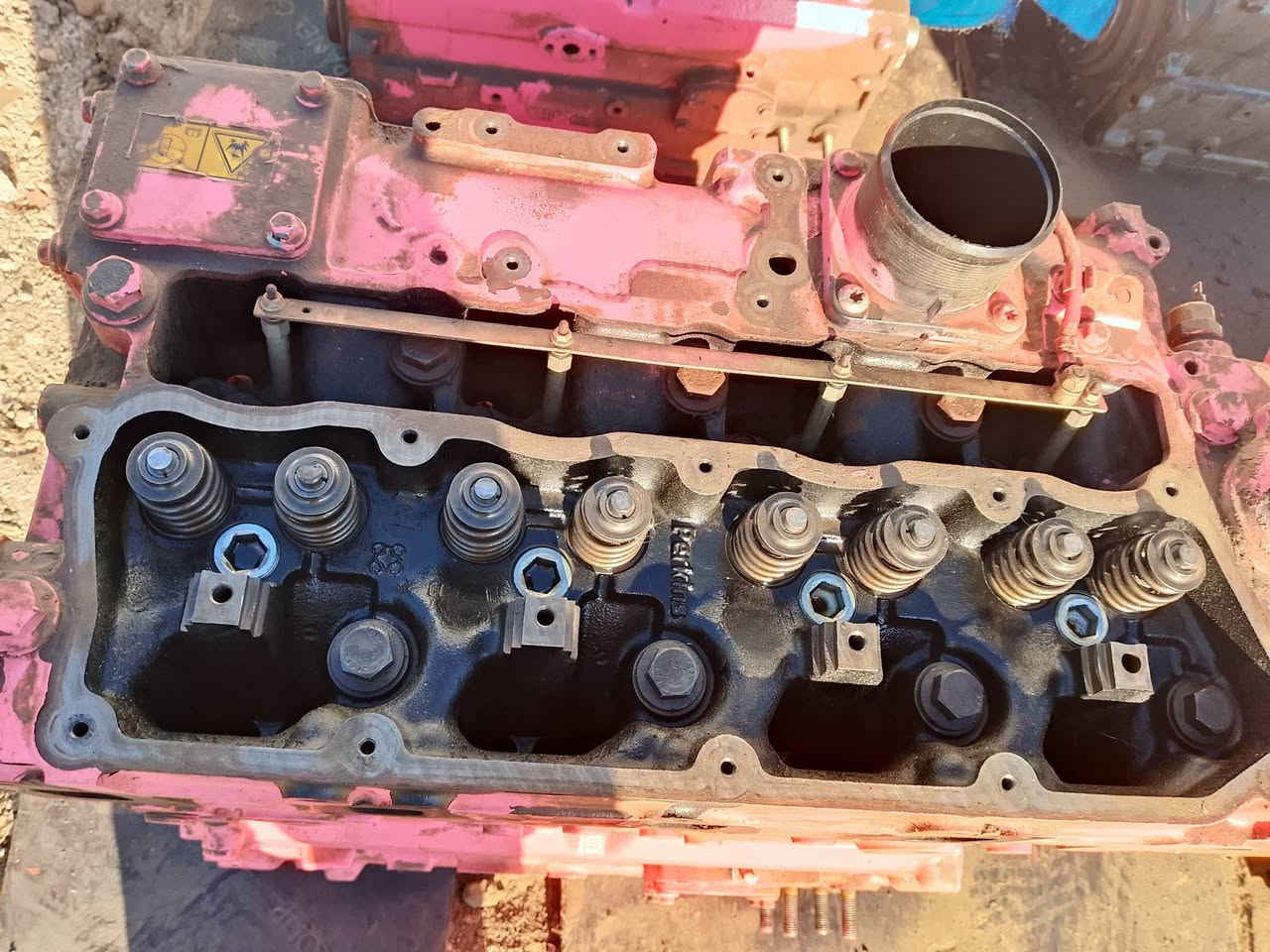 سلام عليكم طابوكات بيركز ميه وخمسه اربعه سلندر اخو الزيرو للبيع
السعر:12 ورقه
العنوان: بغداد/أبو غريب
رقم الهاتف:***********
