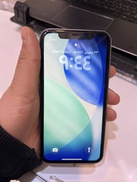 ايفون 11 عادي مستخدم نضافه 90%  ذاكره 128 بطاريه 100مستبدله مع الكارتو...